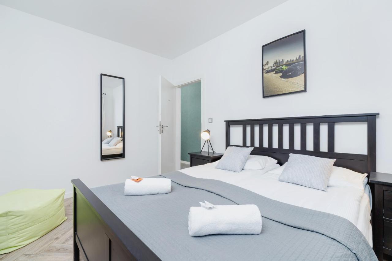 Premium Apartment Ludwinowska Krakow By Noclegi Renters Dış mekan fotoğraf
